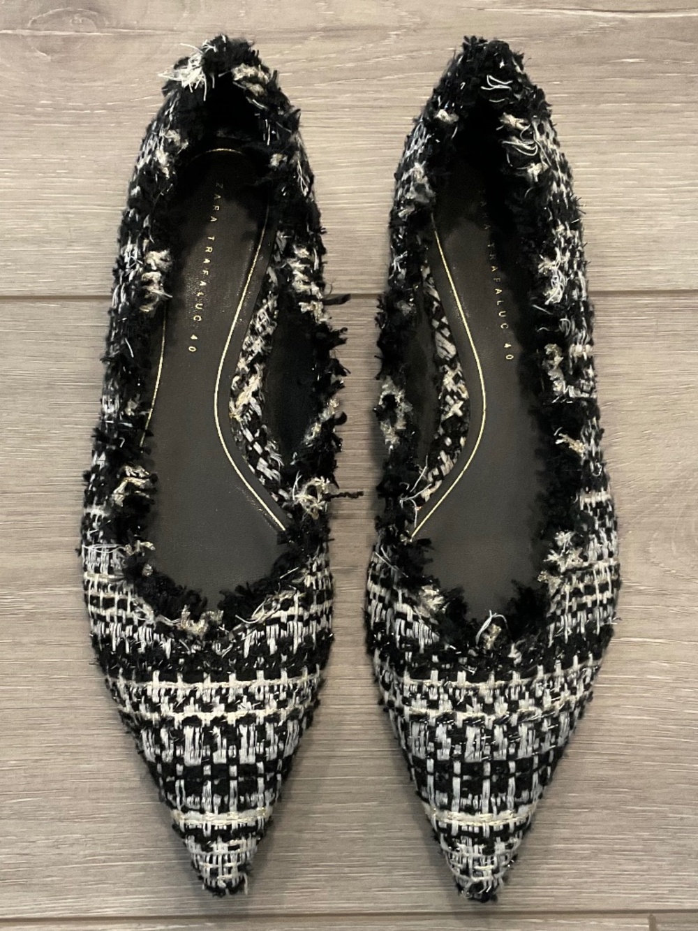 ZARA TRAFALUC Tweed Pointed Toe Flats in Black and White Size EU 40
